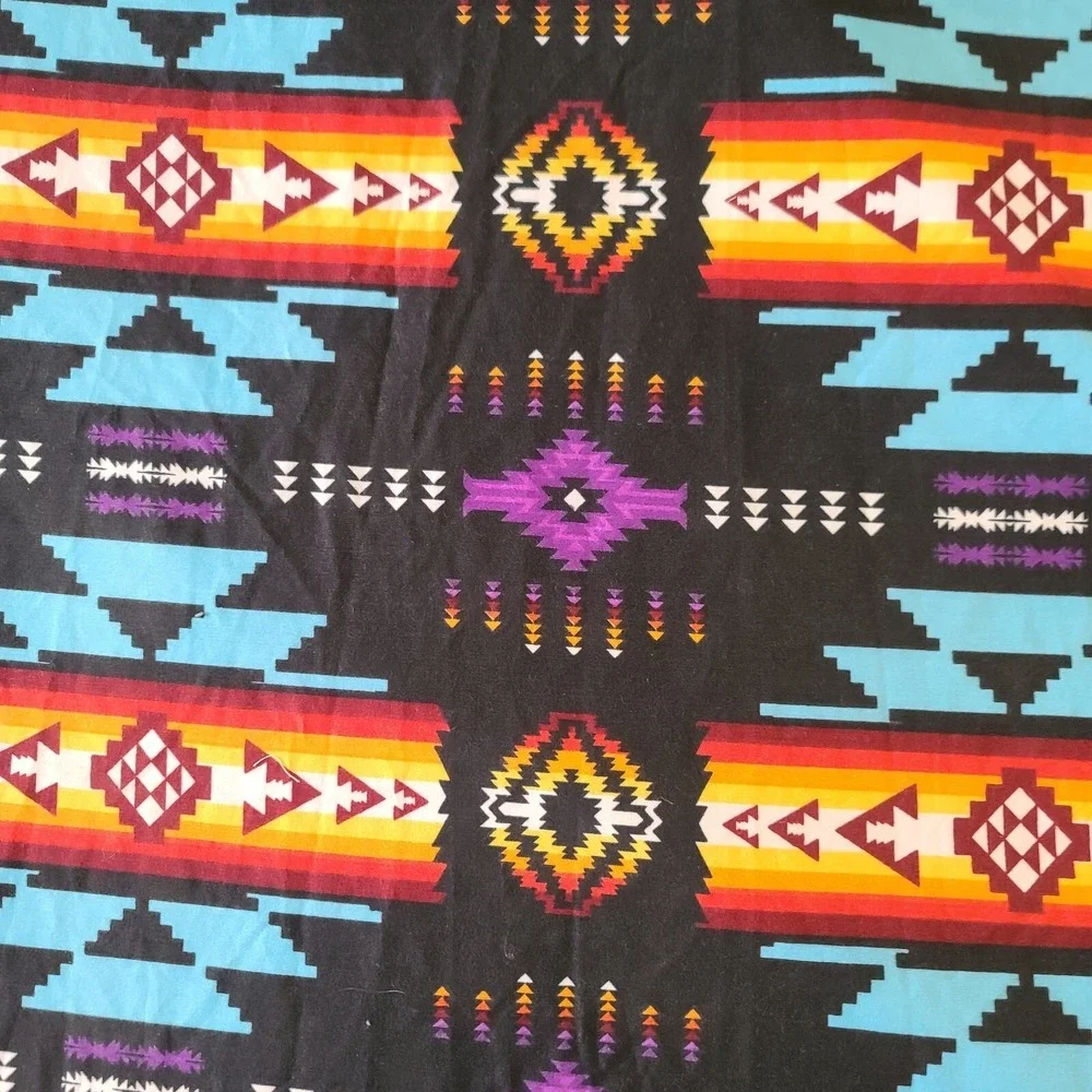 Vintage NU Trendz Southwestern Aztec Native King Sheet And Fitted Sheet. Awesome
